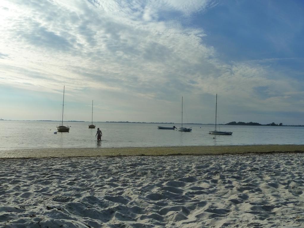 Haus Achtern Diek In Erster Reihe Am Meer Φέμαρν Εξωτερικό φωτογραφία